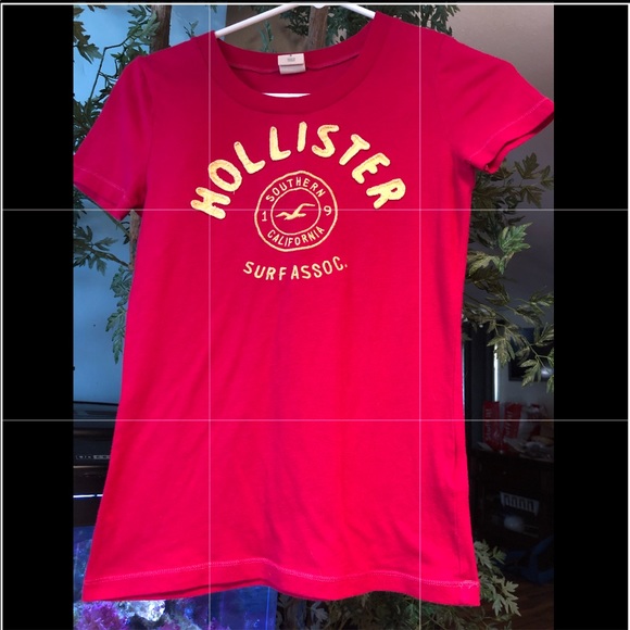 Hot Pink Embellished Yellow “Hollister” TShirt - Picture 2 of 4